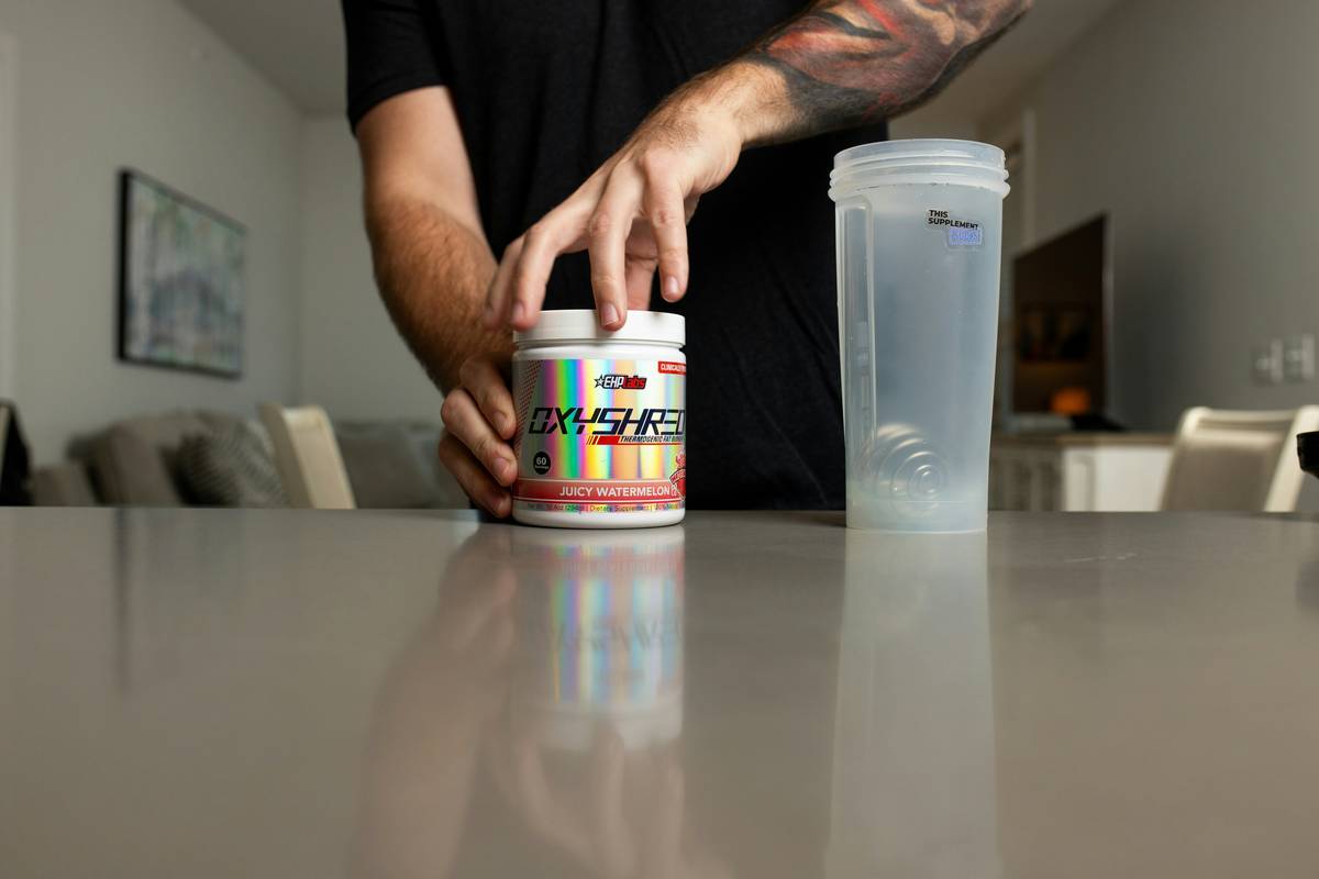 comparison chart showing safe vs risky men s testosterone booster supplement options
