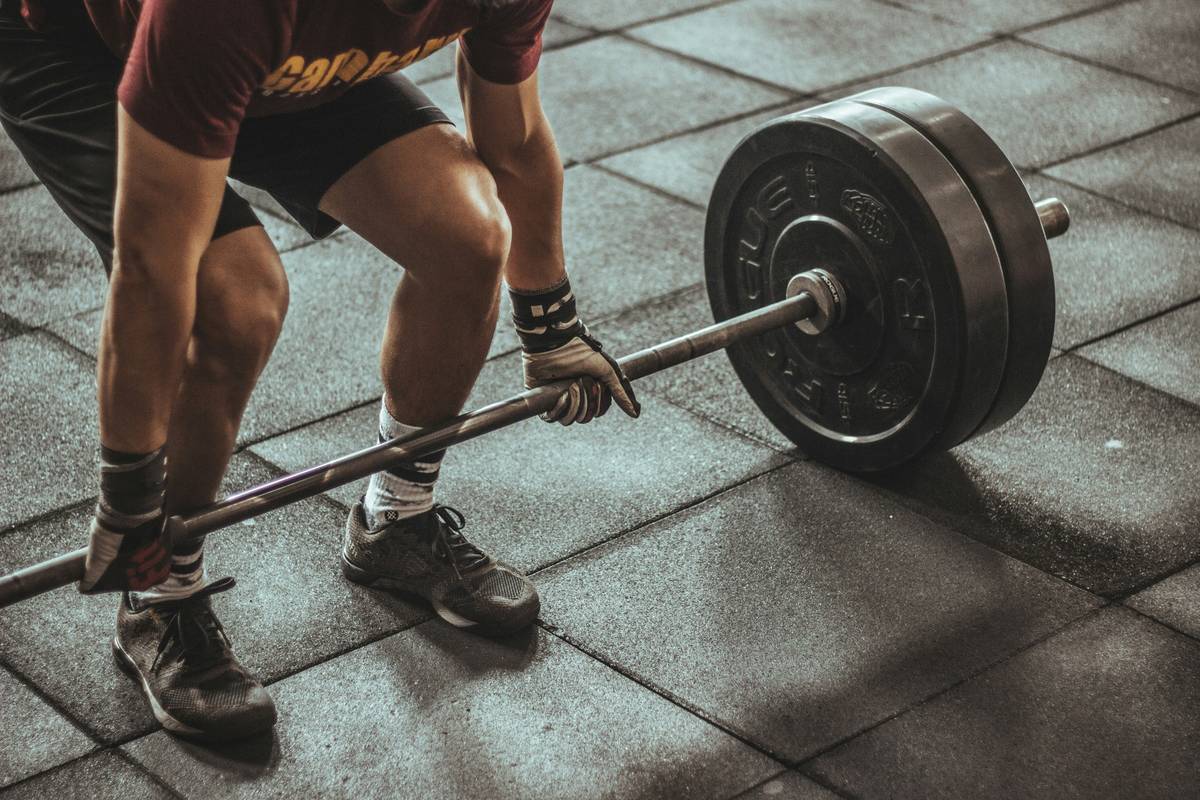 natural testosterone booster what do men use for diet and exercise routine